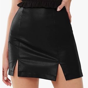 Leather skirt 💥NWT💥